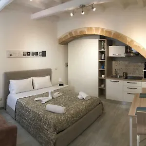 Ortigia Affittacamere Syracuse