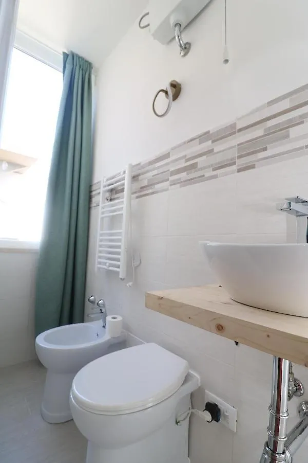 Il Litorale Beb Vista Mare Bed & Breakfast Follonica 0*,